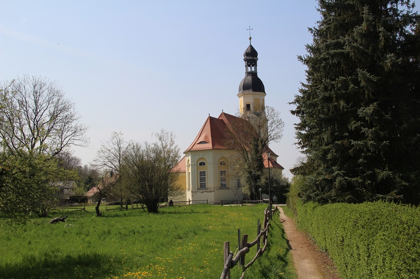 Kirche Jahna